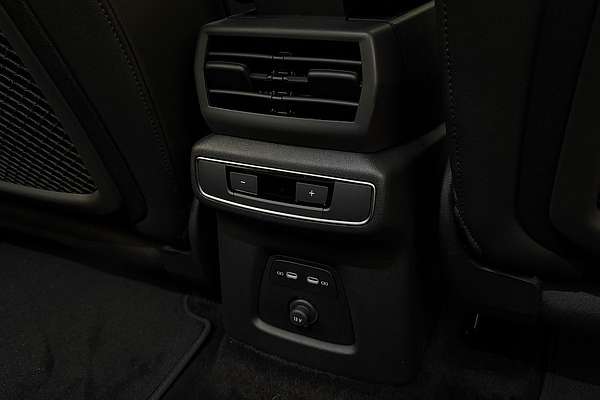 2024 Audi Q4 e-tron 55 F4