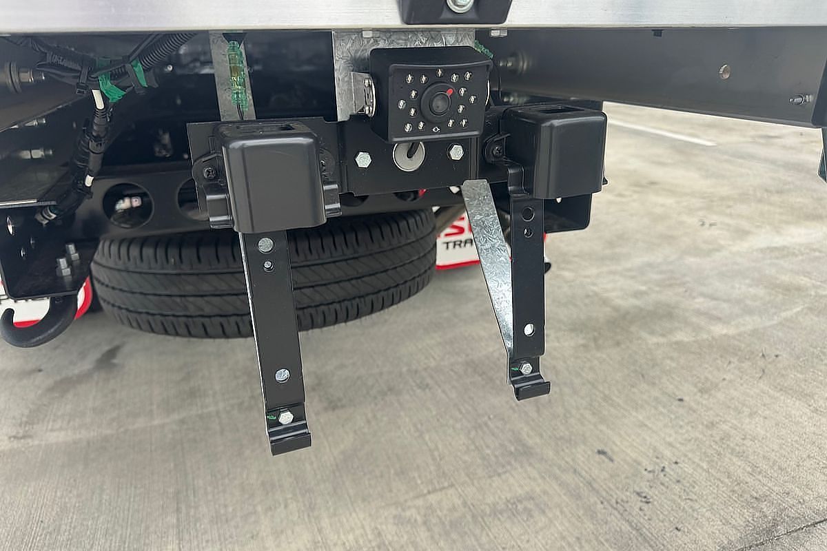 2025 Isuzu N Series NLR 45-150 Traypack 4x2