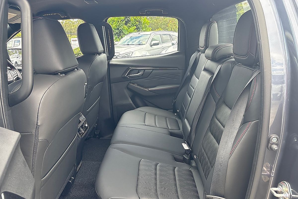 2024 Isuzu D-MAX X-TERRAIN 4X4