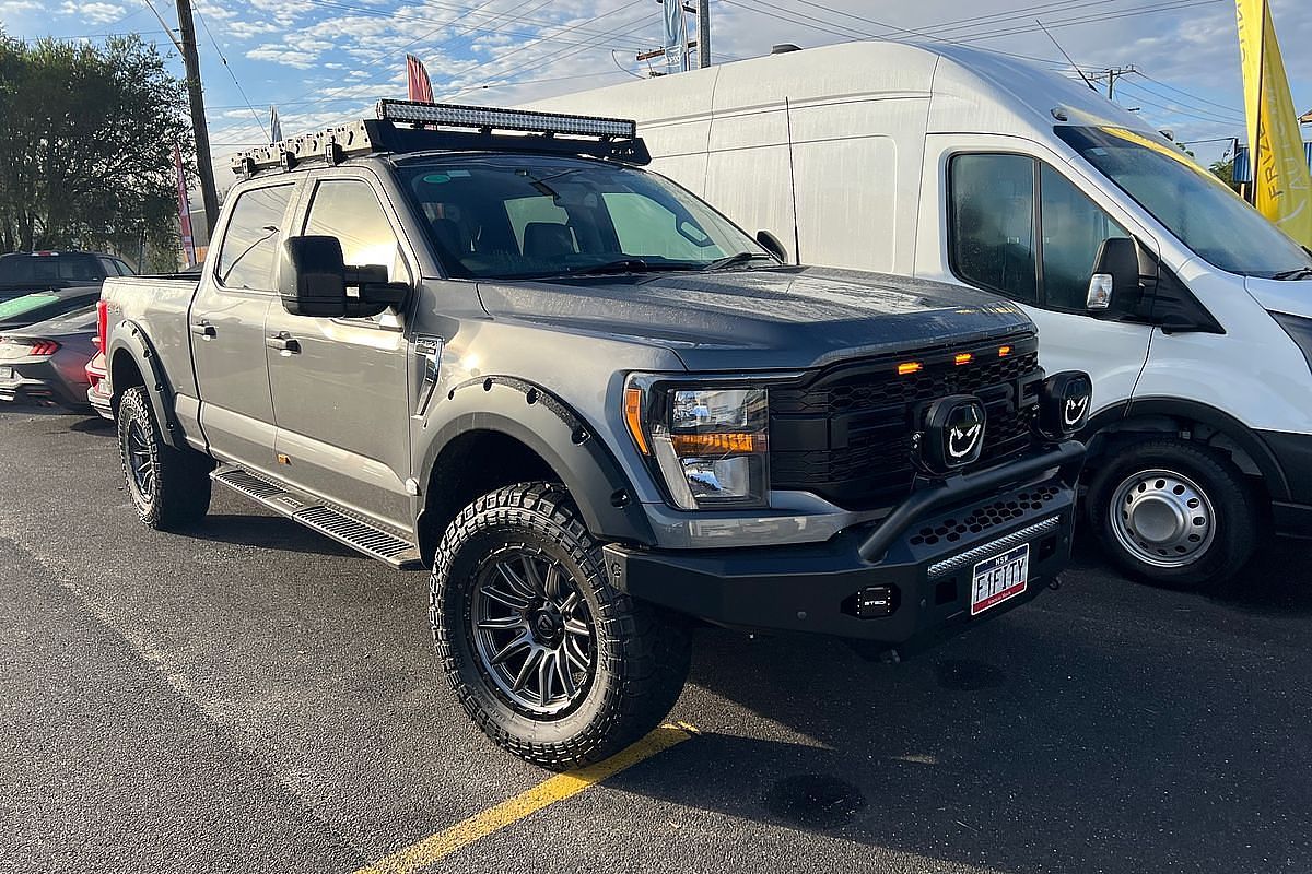 2023 Ford F-150 XLT 4X4 LWB