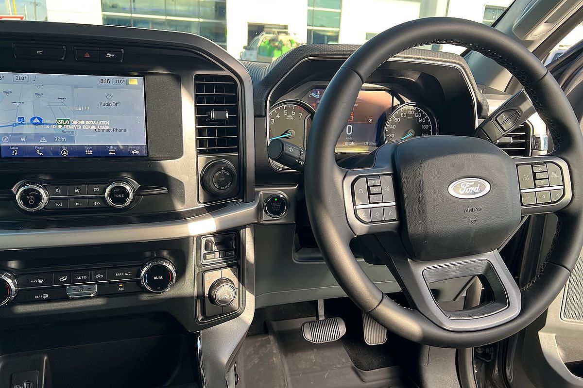 2023 Ford F-150 XLT 4X4 LWB