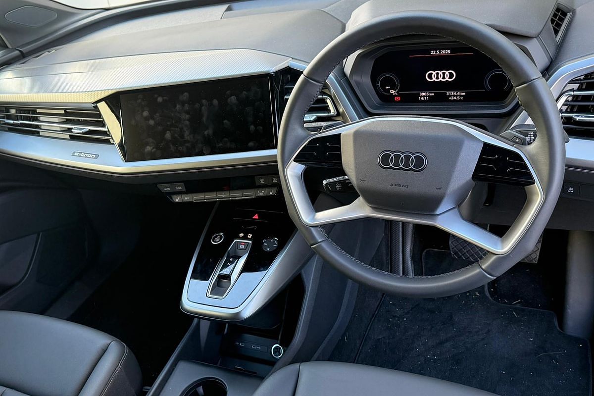 2024 Audi Q4 e-tron 45 F4