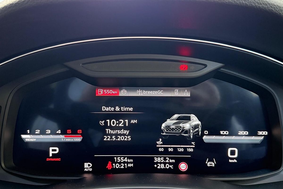 2024 Audi Q8 50 TDI S line F1