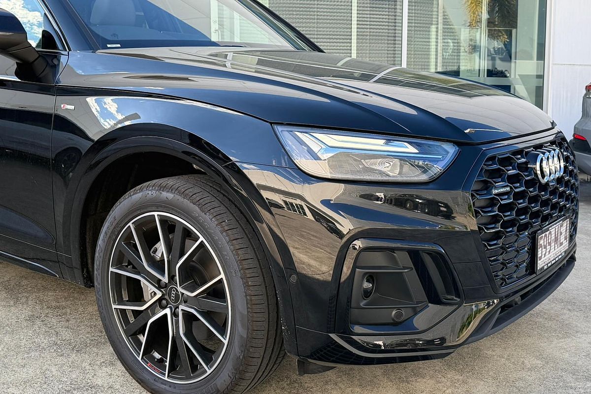 2024 Audi Q5 40 TDI S line FY