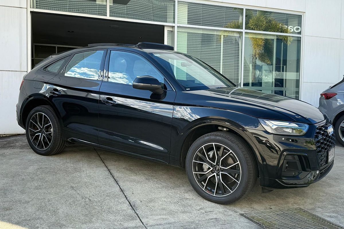 2024 Audi Q5 40 TDI S line FY