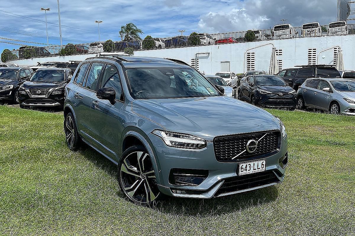 2023 Volvo XC90 Ultimate B6 Dark