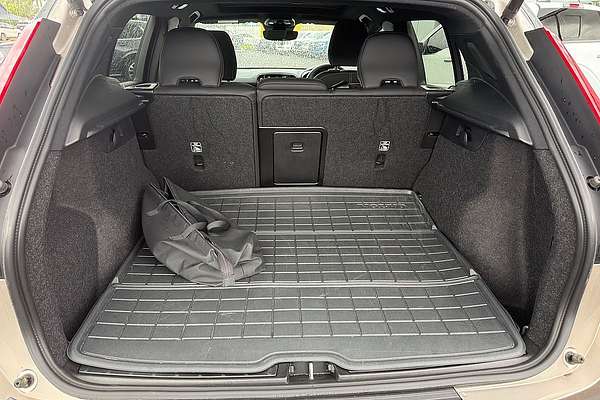 2023 Volvo XC40 Recharge Twin Pure Electric