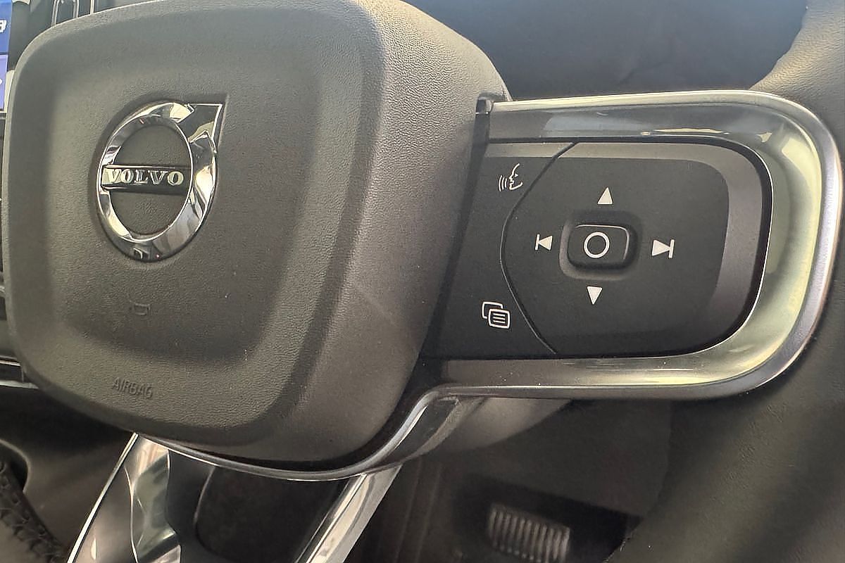2023 Volvo C40 Recharge