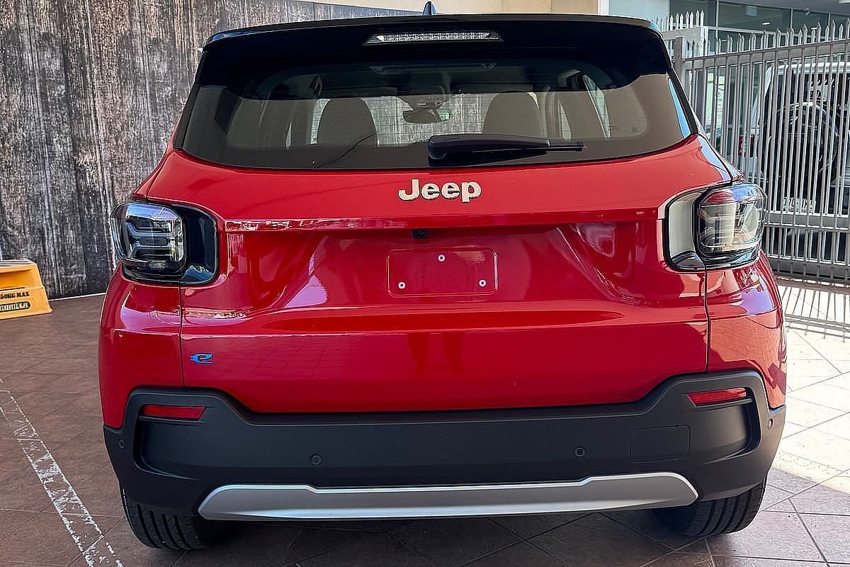 2024 Jeep Avenger Summit JJ