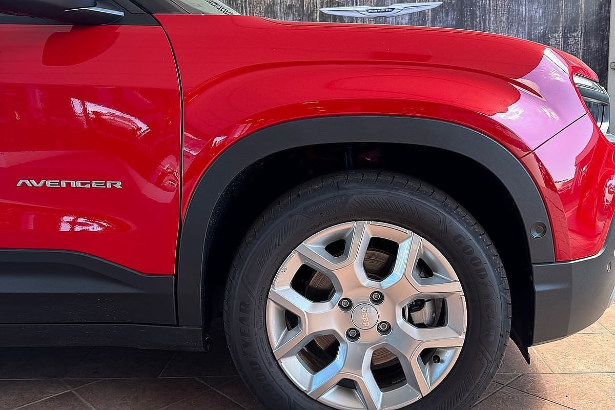 2024 Jeep Avenger Summit JJ