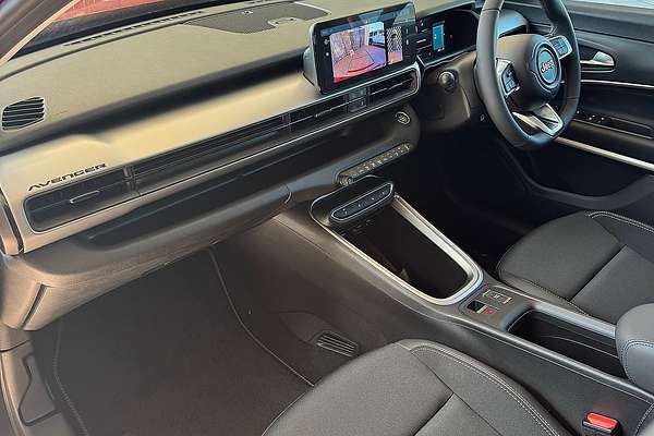 2024 Jeep Avenger Summit JJ