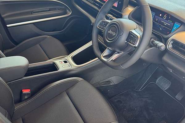 2024 Jeep Avenger Summit JJ