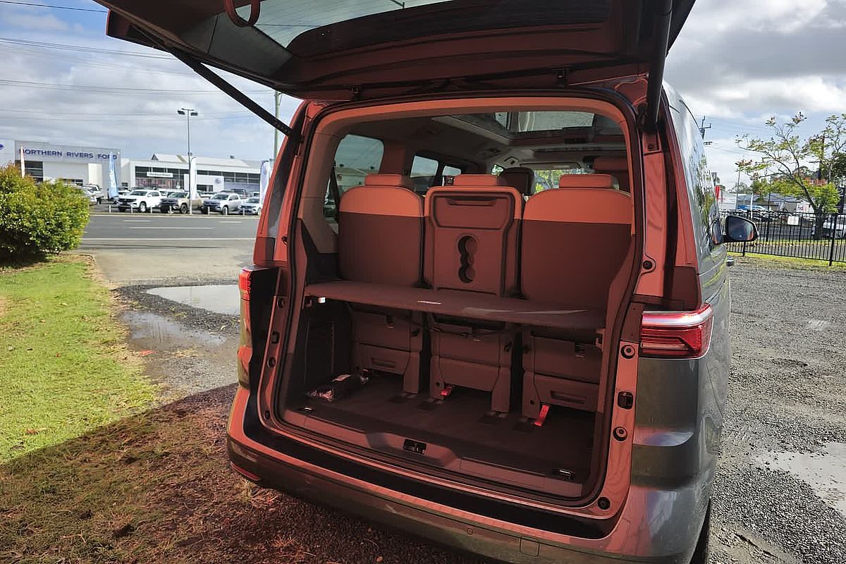 2024 Volkswagen Multivan TDI360 Life T7 SWB