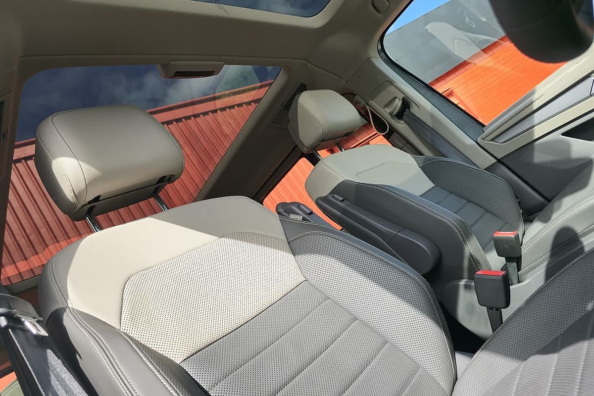 2024 Volkswagen Multivan TDI360 Life T7 SWB