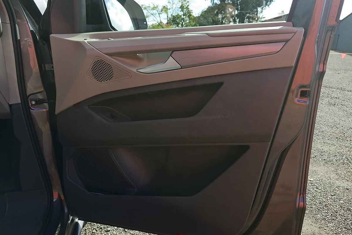2024 Volkswagen Multivan TDI360 Life T7 SWB
