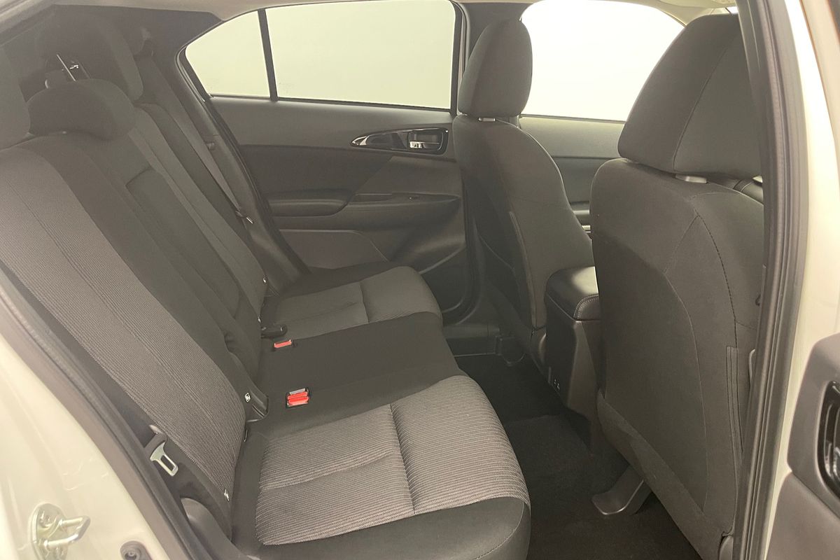 2024 Mitsubishi Eclipse Cross LS YB