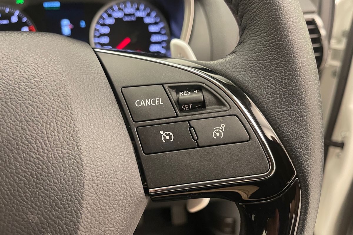 2024 Mitsubishi Eclipse Cross LS YB