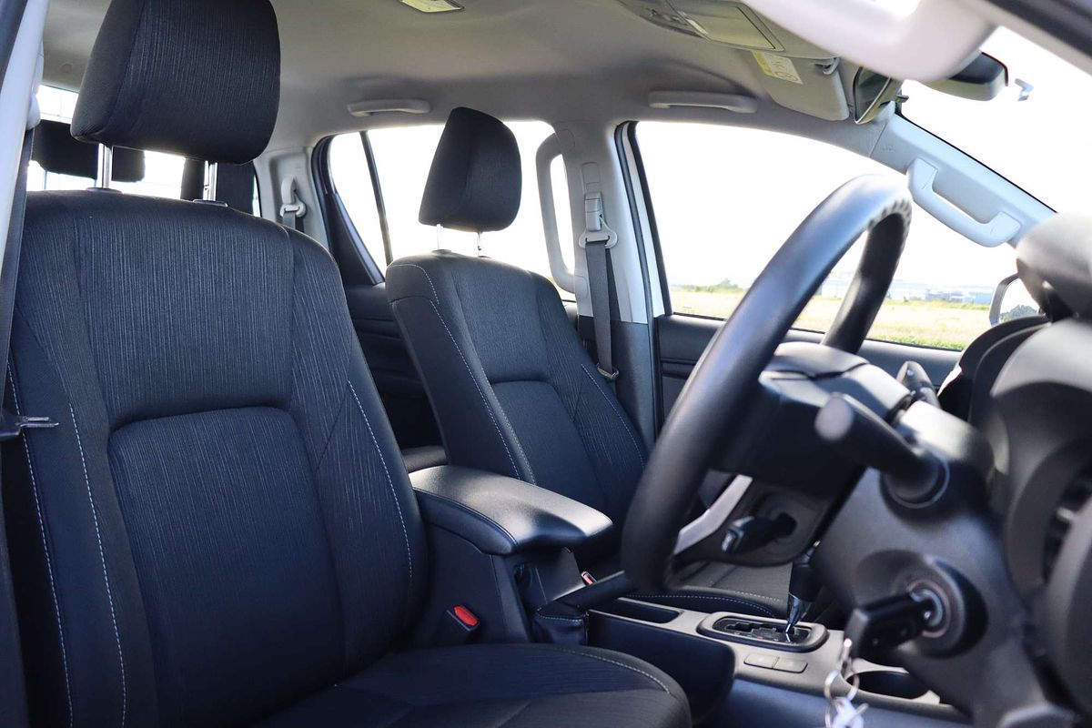 2023 Toyota Hilux SR GUN126R 4X4