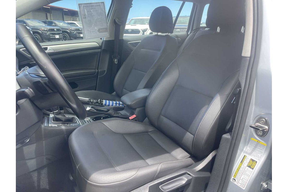 2015 Volkswagen Golf TDI SE