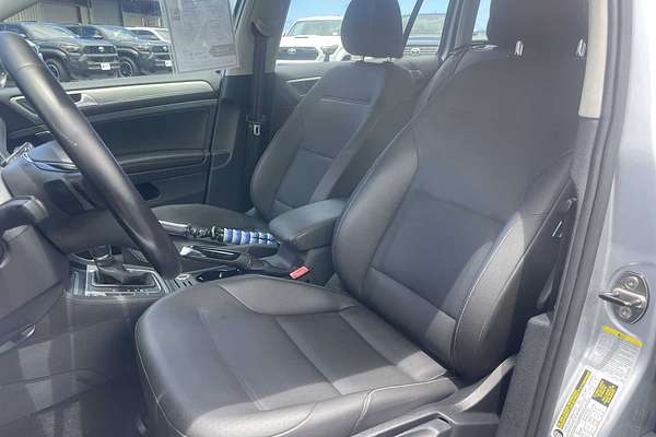 2015 Volkswagen Golf TDI SE