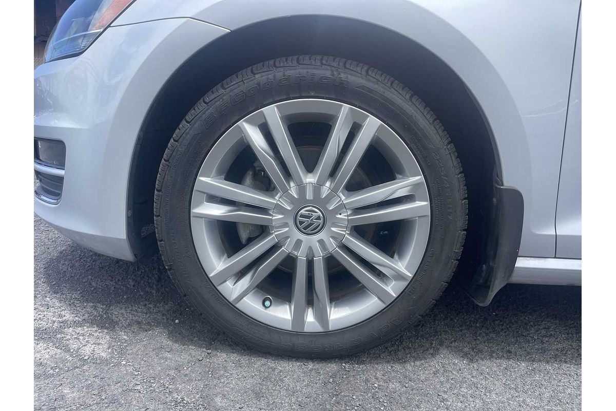 2015 Volkswagen Golf TDI SE