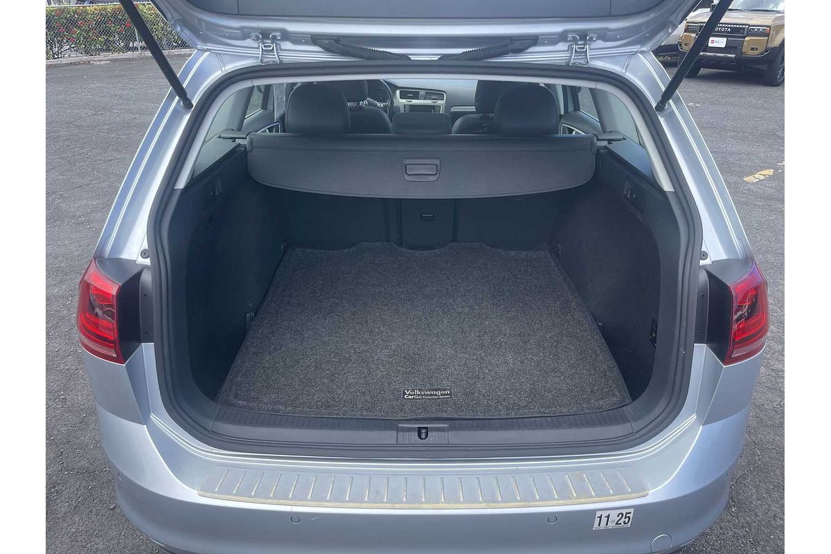 2015 Volkswagen Golf TDI SE