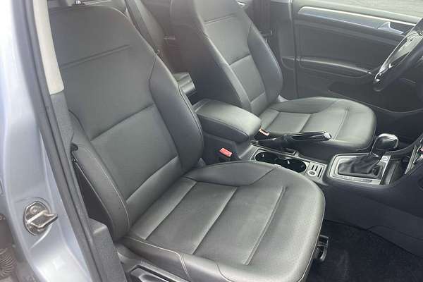 2015 Volkswagen Golf TDI SE