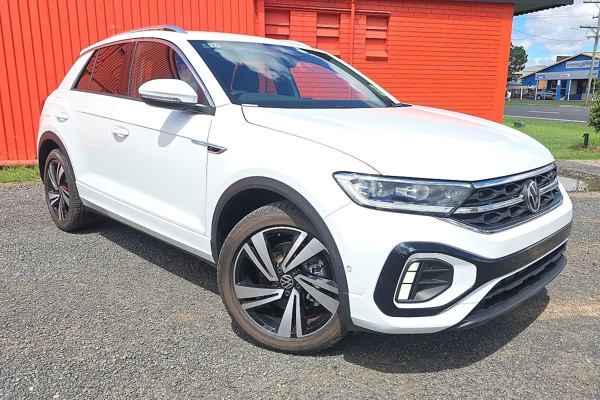 2024 Volkswagen T-Roc 140TSI R-Line D11