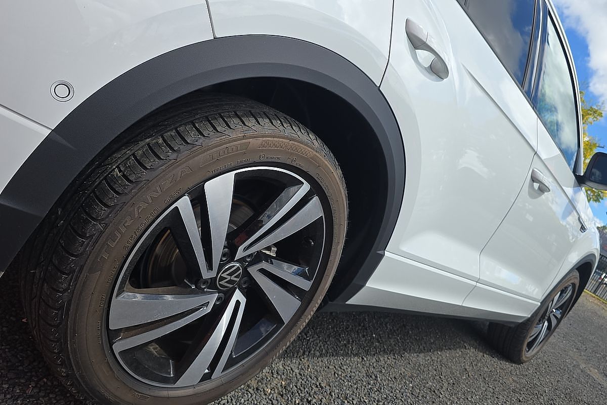 2024 Volkswagen T-Roc 140TSI R-Line D11