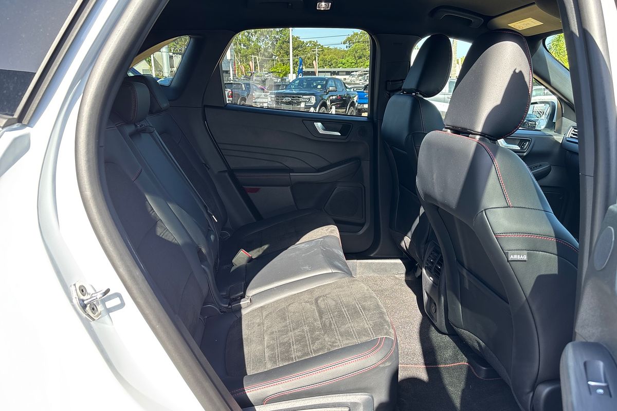 2023 Ford Escape ST-Line PHEV ZH