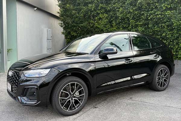 2024 Audi Q5 45 TFSI S line FY