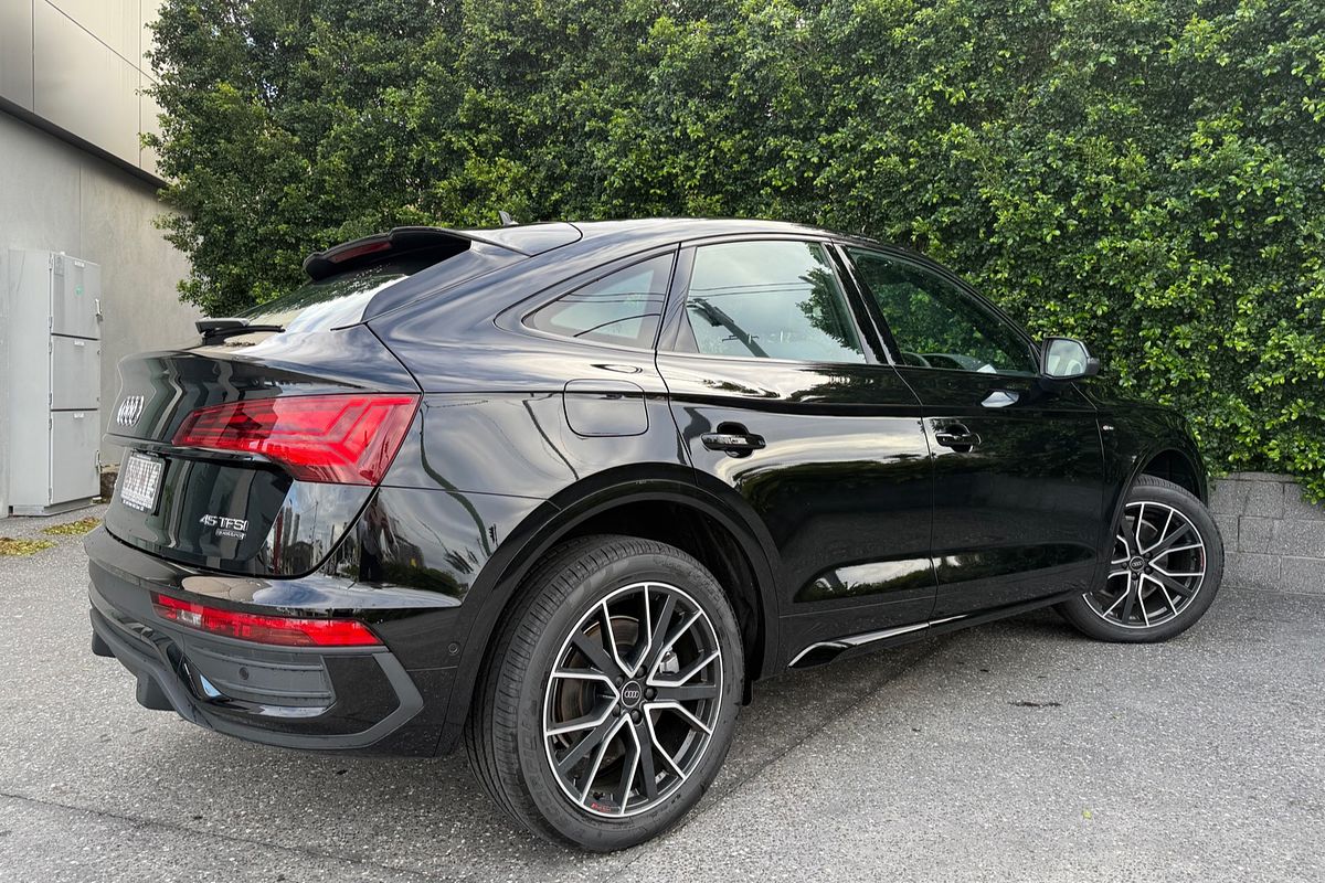 2024 Audi Q5 45 TFSI S line FY