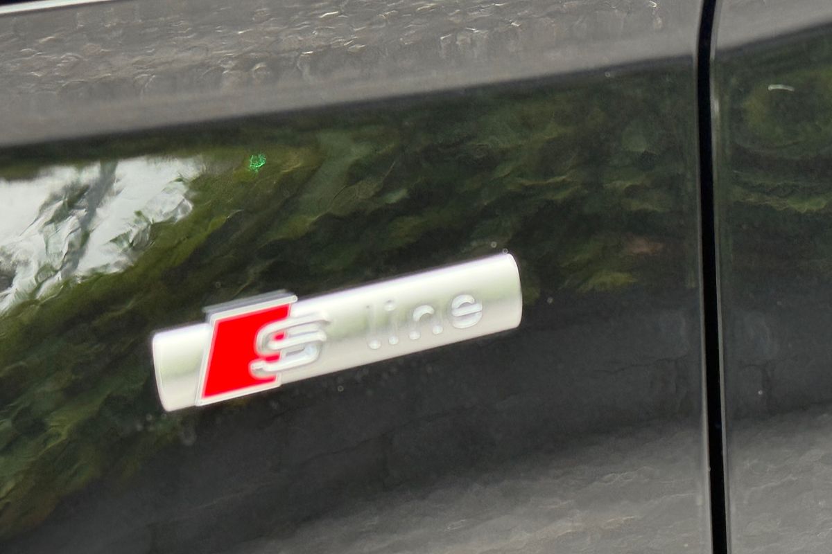 2024 Audi Q5 45 TFSI S line FY