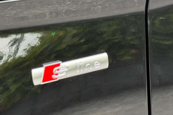 2024 Audi Q5 45 TFSI S line FY