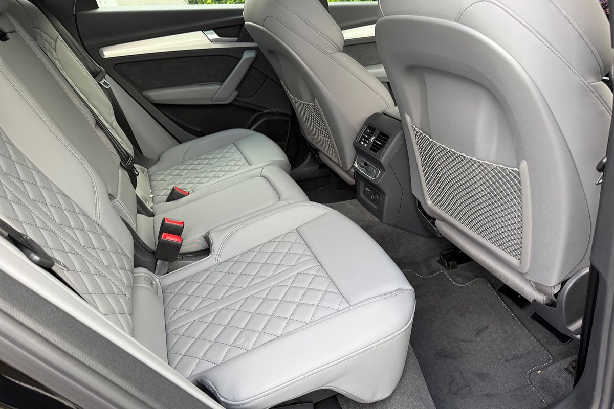 2024 Audi Q5 45 TFSI S line FY