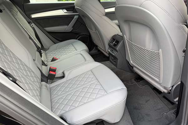 2024 Audi Q5 45 TFSI S line FY