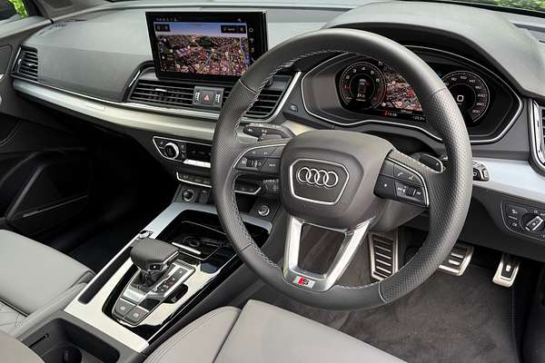 2024 Audi Q5 45 TFSI S line FY