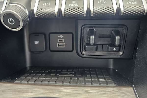 2024 Volkswagen Amarok TDI600 Style NF 4X4