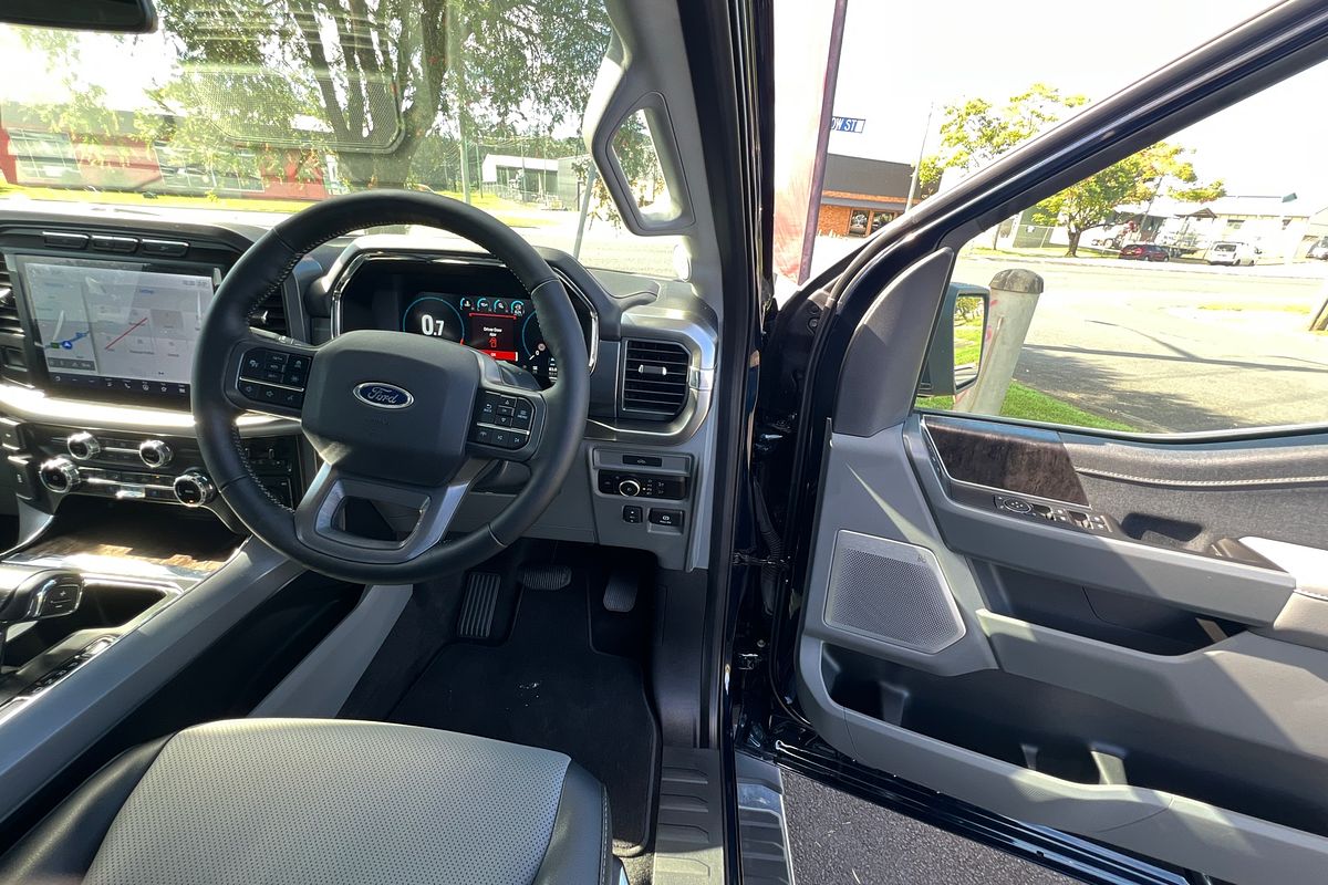 2023 Ford F-150 Lariat 4X4 SWB