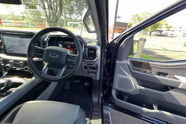 2023 Ford F-150 Lariat 4X4 SWB