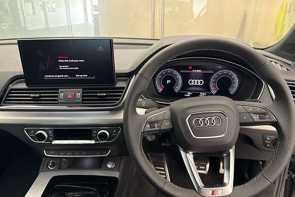 2024 Audi Q5 45 TFSI S line FY