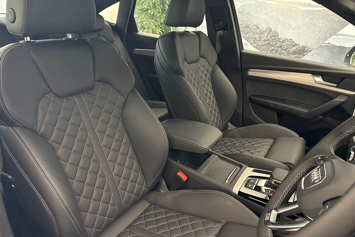 2024 Audi Q5 45 TFSI S line FY