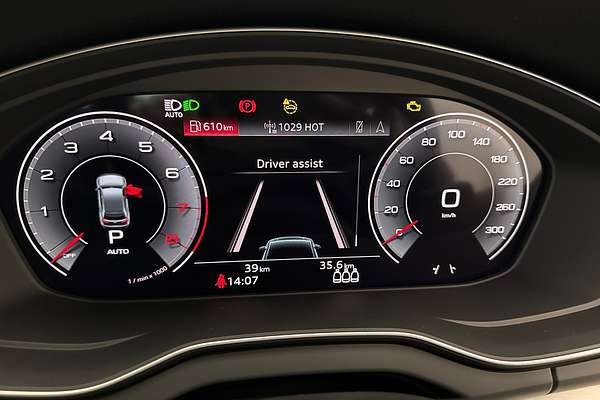 2024 Audi Q5 45 TFSI S line FY