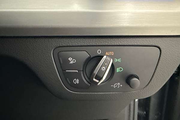 2024 Audi Q5 45 TFSI S line FY