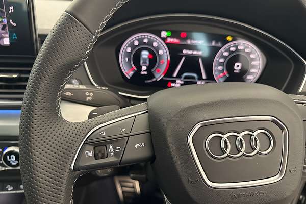 2024 Audi Q5 45 TFSI S line FY