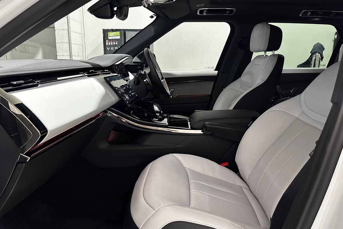 2024 Land Rover Range Rover Sport D300 Dynamic SE L461