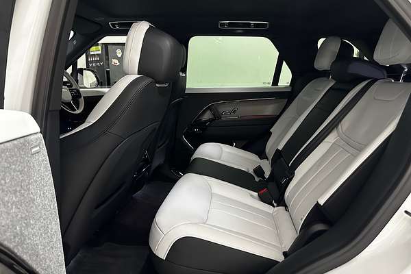 2024 Land Rover Range Rover Sport D300 Dynamic SE L461