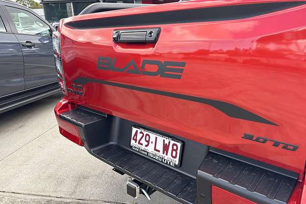 2024 Isuzu D-MAX BLADE 4X4
