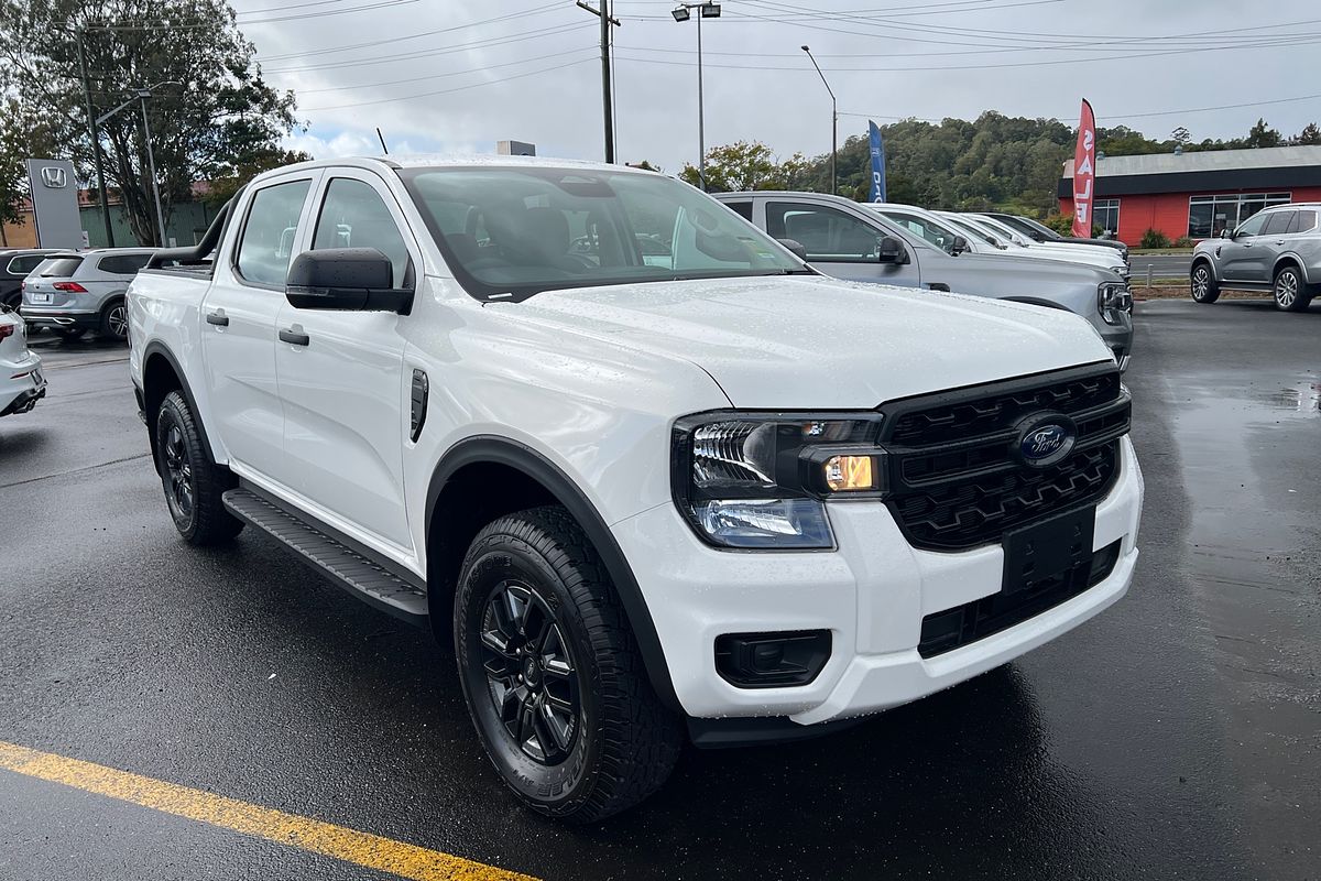 2024 Ford Ranger Black Edition 4X4 2.0L