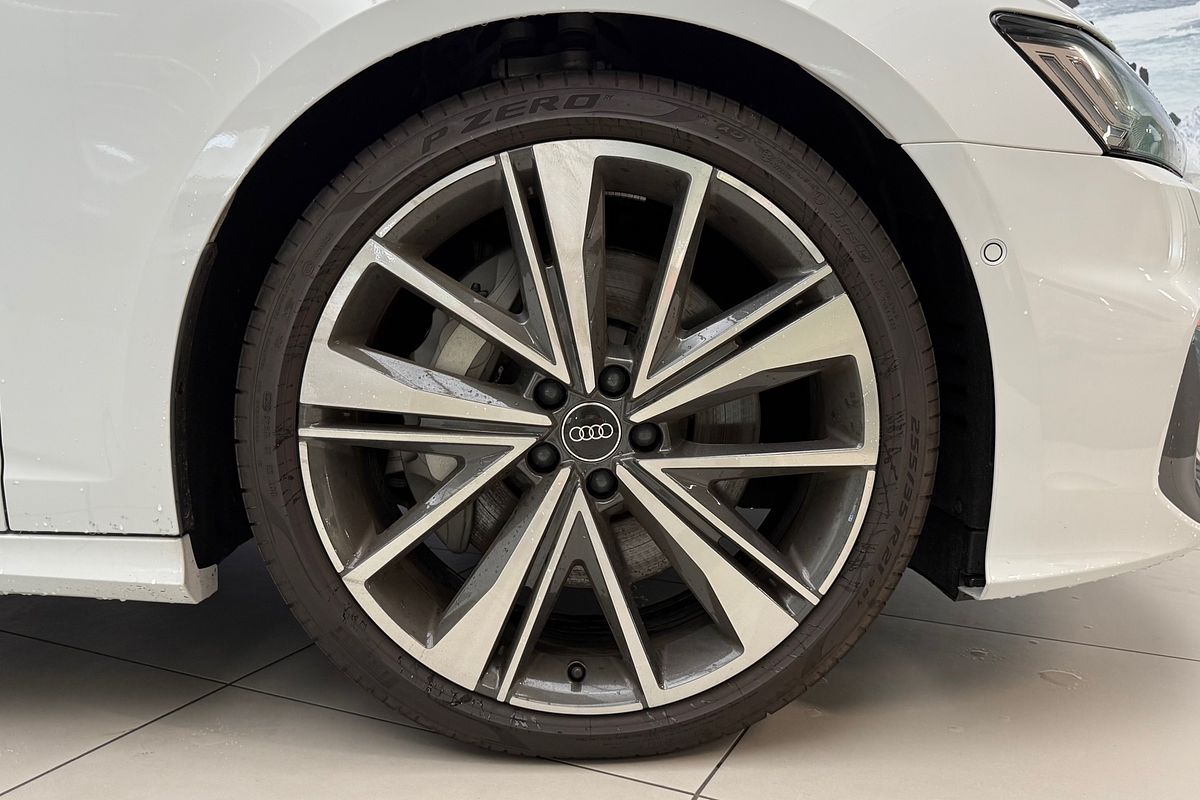 2023 Audi A6 55 TFSI S line C8